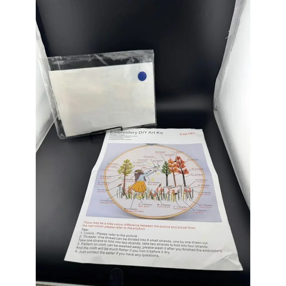 Little Girl with Bird - New Embroidery Kit, Cx0187